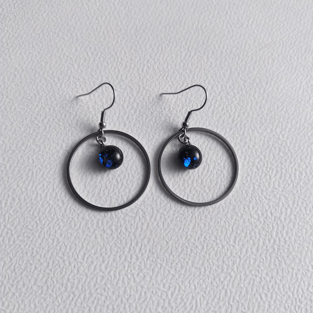 Boucles d'oreilles pendantes avec verre dichroïque multicolore LEIA&CO
