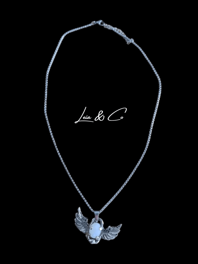 Collier amulette Khepri Scarabée égyptien avec pierre de Lune LEIA&CO