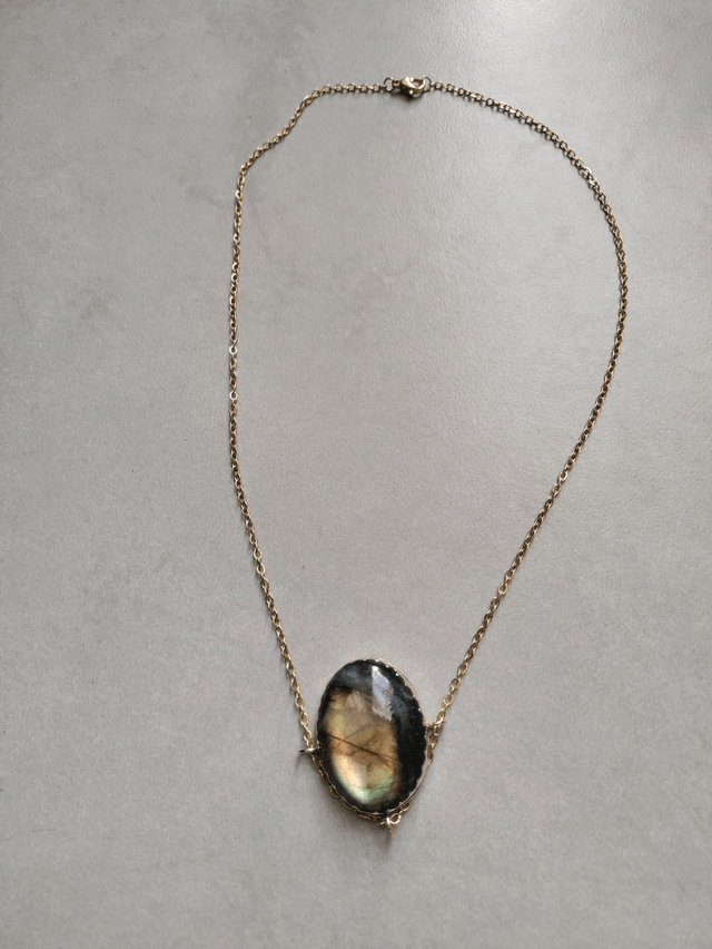 Collier Khamsa avec Labradorite verte LEIA&CO